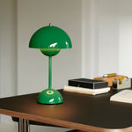 Flowerpot VP9 Portable Lamp | Signal Green